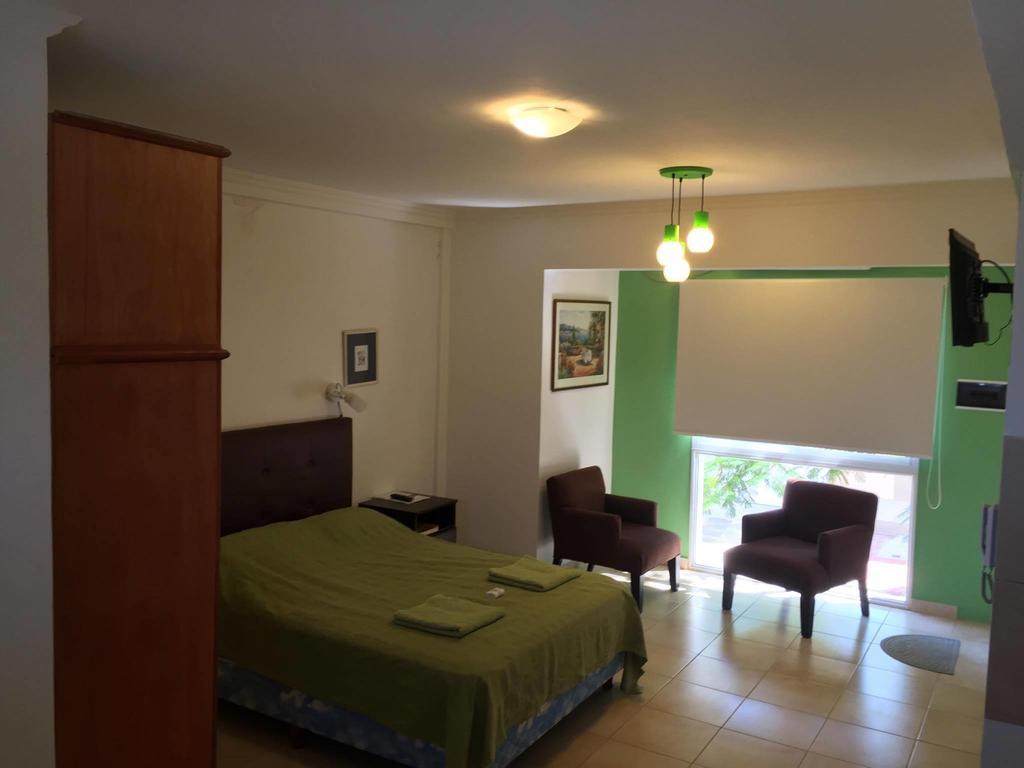 Departamentos Rodrigo Διαμέρισμα Posadas Εξωτερικό φωτογραφία