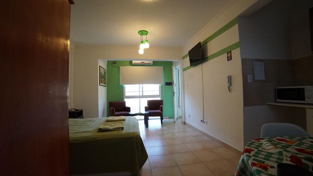 Departamentos Rodrigo Διαμέρισμα Posadas Εξωτερικό φωτογραφία